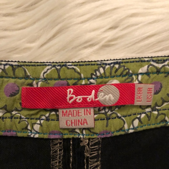 Boden Corduroy Contrast Stiched Seam Pocket Black Mini Skirt, size 4R - Picture 2 of 10